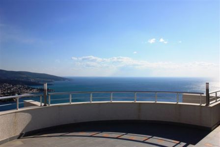 Виллы с панорамным видом на море в Баре