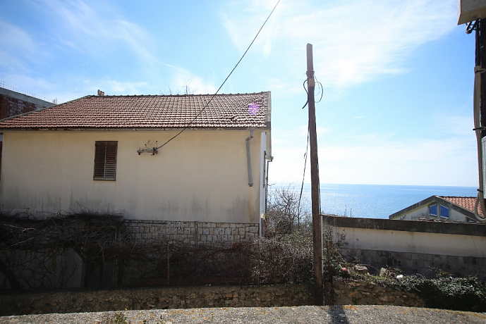 3681 Ulcinj Plot with a house 