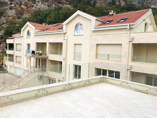 2558 Kotor Orakhovats Apartment 1-2r 43,82–90.34 m2
