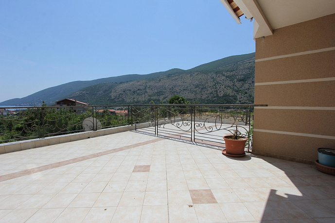 2972 Herceg Novi Igalo Apartment 1r 62+7m2