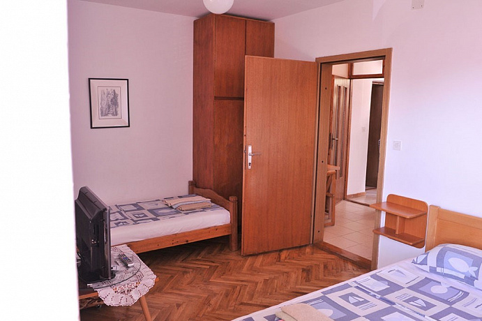 760 Petrovac  Hotel 8r 427m2