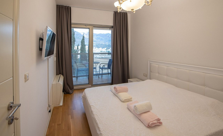 Квартира с двумя спальными комнатами и невероятным видом на море
