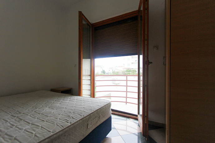 Двухэтажный дом в Баре с 8 спальными комнатами