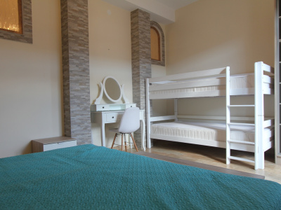 Квартира с одной спальной комнатой в Херцег Нови возле моря
