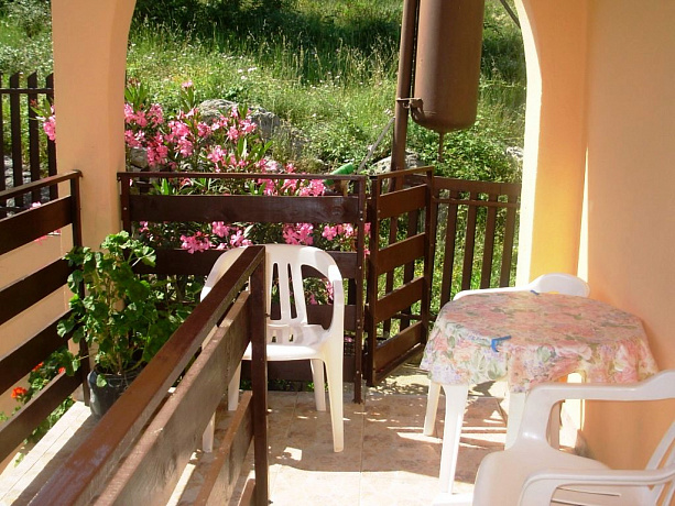 680 Bar  House 200m2
