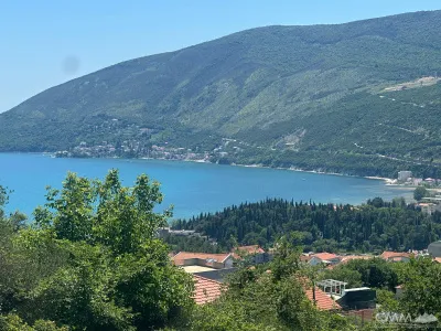 6565 Дом в Герцег-Нови с видом на море